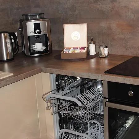 Leo Free Parking - Augusta *