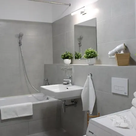 Apartman Leo Free Parking - Augusta