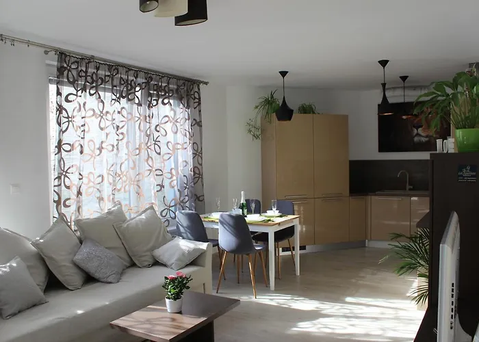 Апартаменты Leo Free Parking - Augusta *